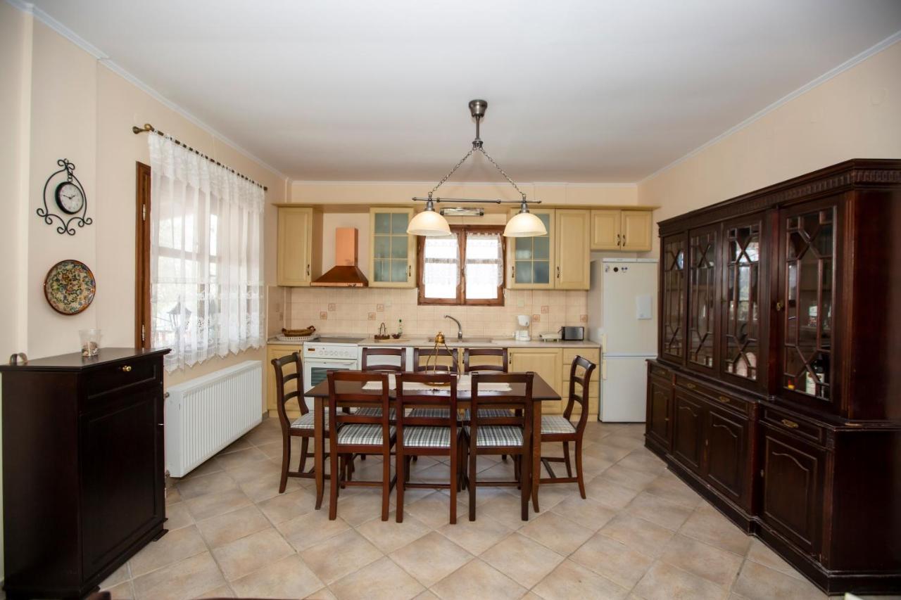 Traditional Beach House Созополь Экстерьер фото